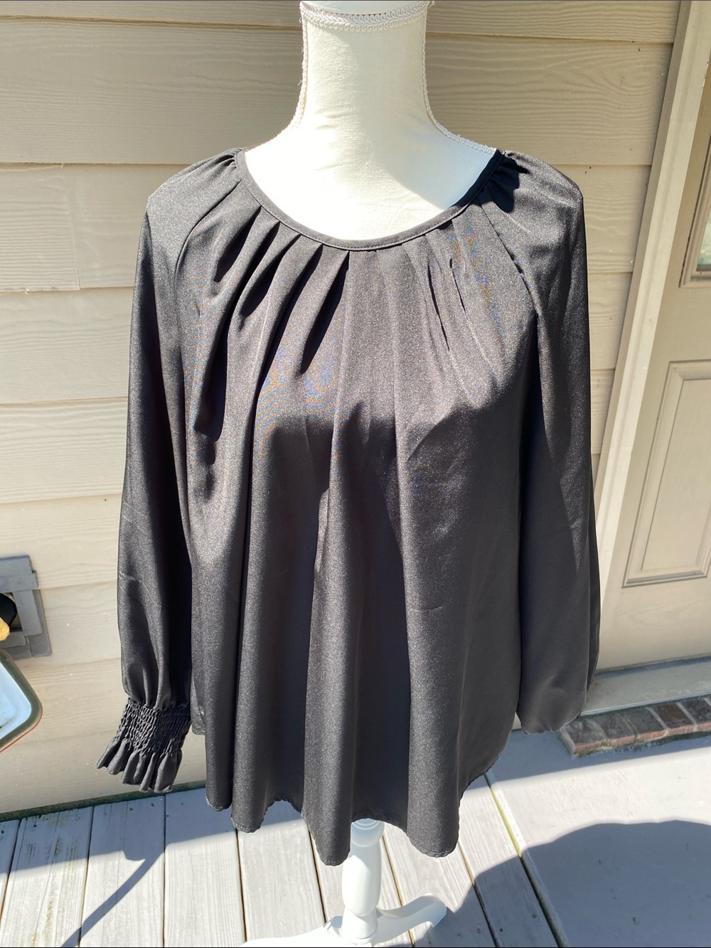 4/$20 black blouse